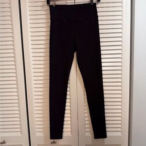 SKIMS Graphite Leggings Size Small.